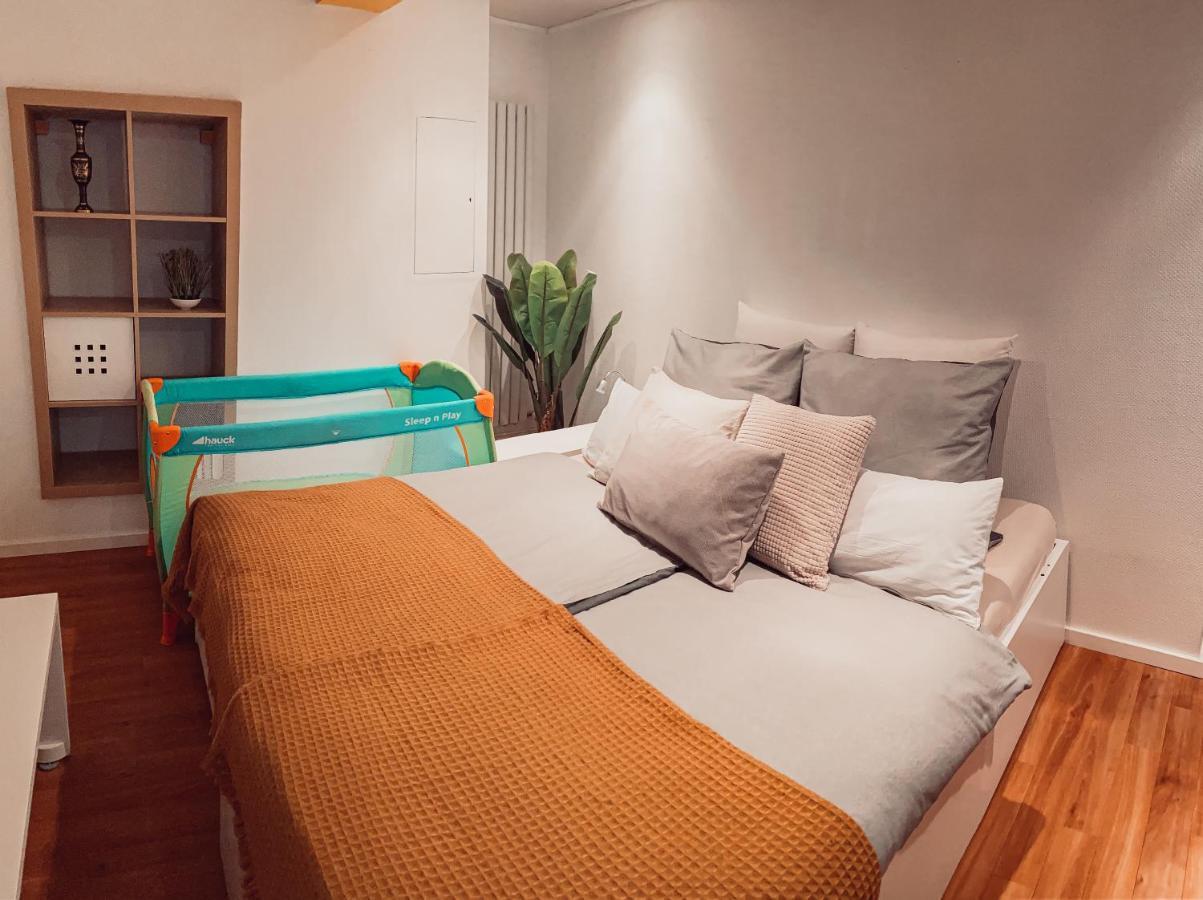 Villa Herkules - Privates Apartment Am Waldrand Mit Smart Tv Und Kostenlosen Parkplaetzen Kassel Buitenkant foto